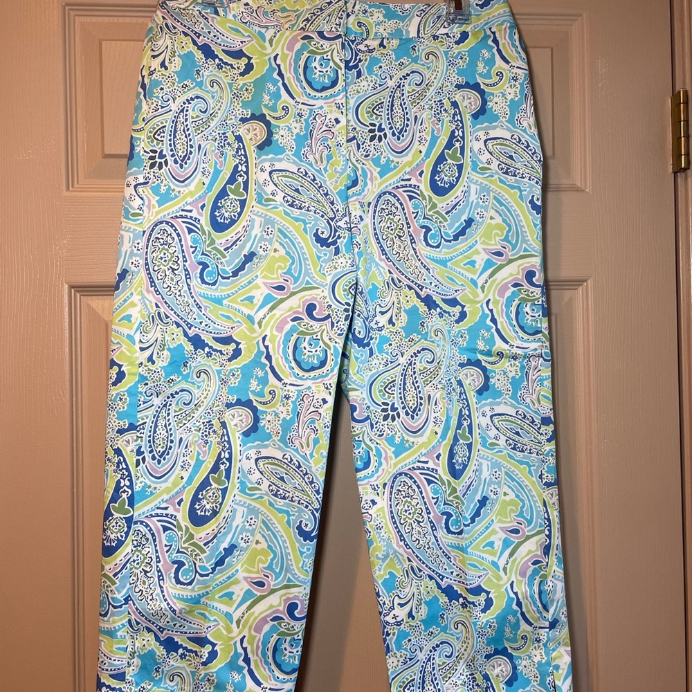 Jaclyn Smith Colorful Paisley Print Capri‎ Pants, Size 8